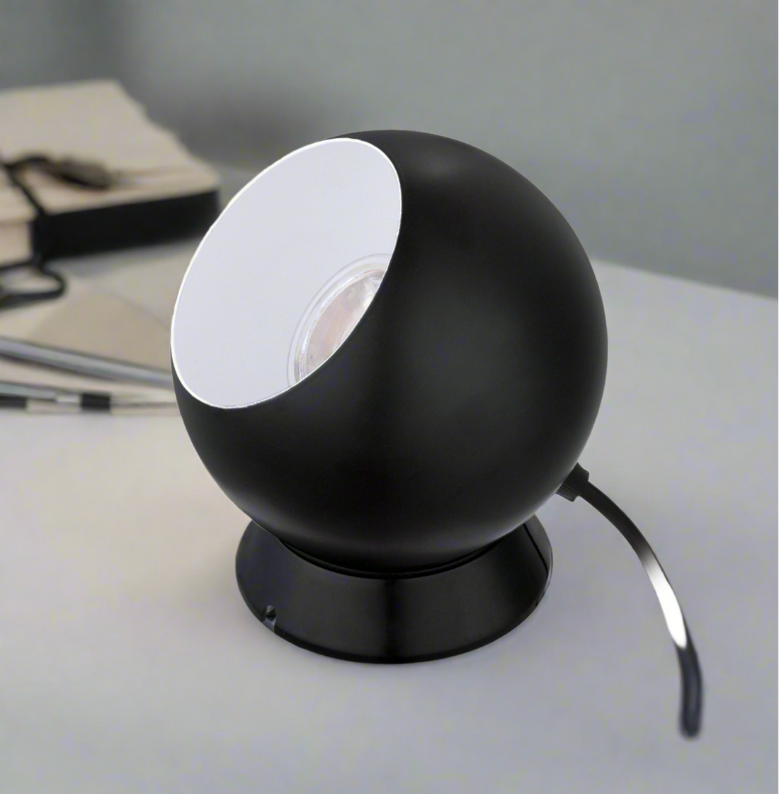 PETTO Table Lamp