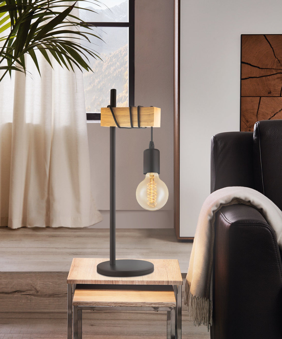 TOWNSHEND Table Lamp
