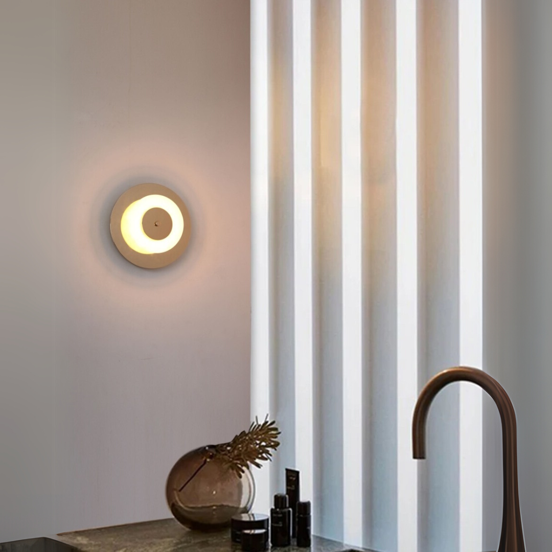 Solange Wall Light