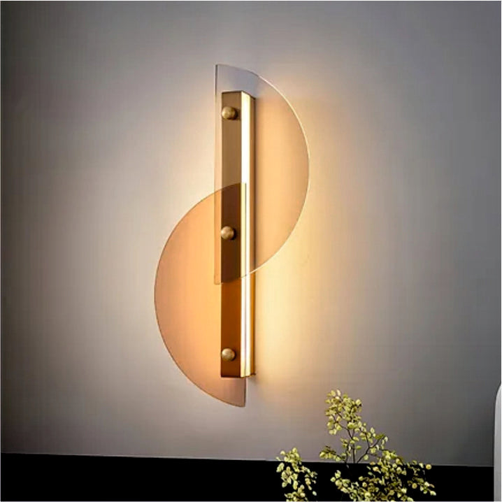Zenith Wall Light
