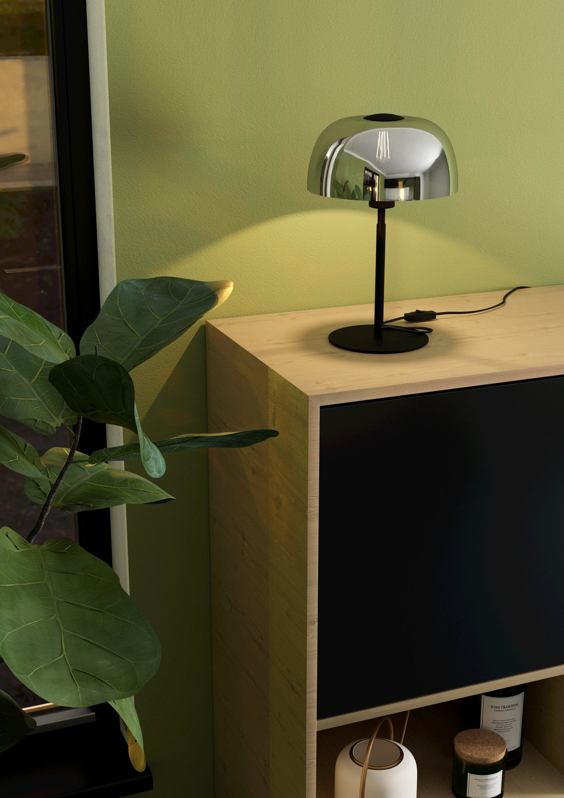 SOLO Table Lamp