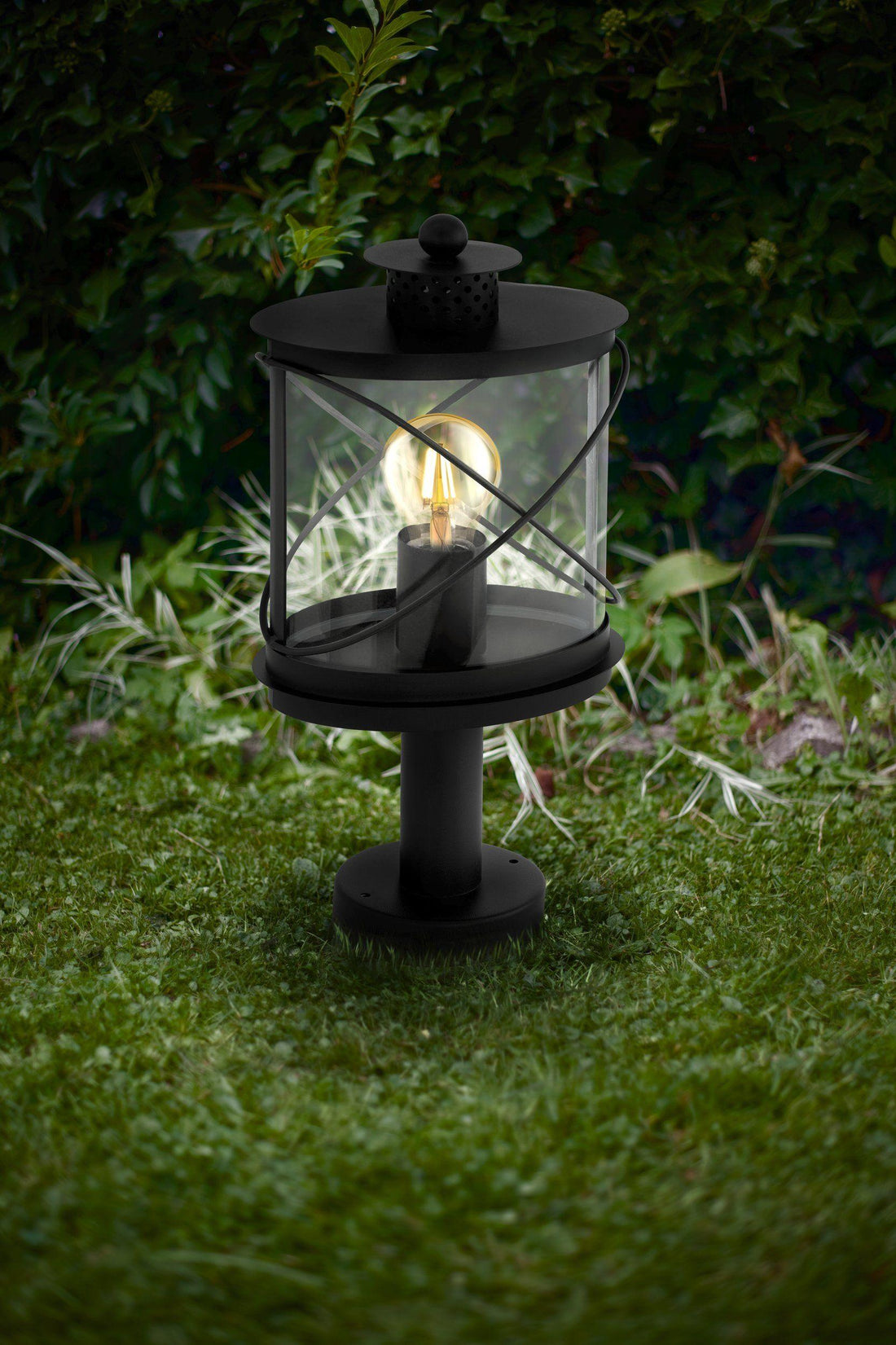 HILBURN Post Top by The Light Library